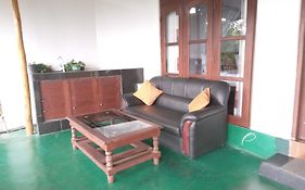 Chamodya Home Stay